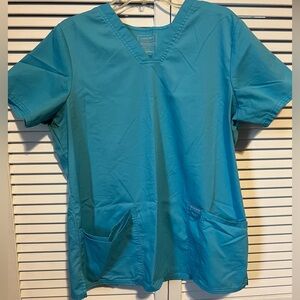 Cherokee scrub top